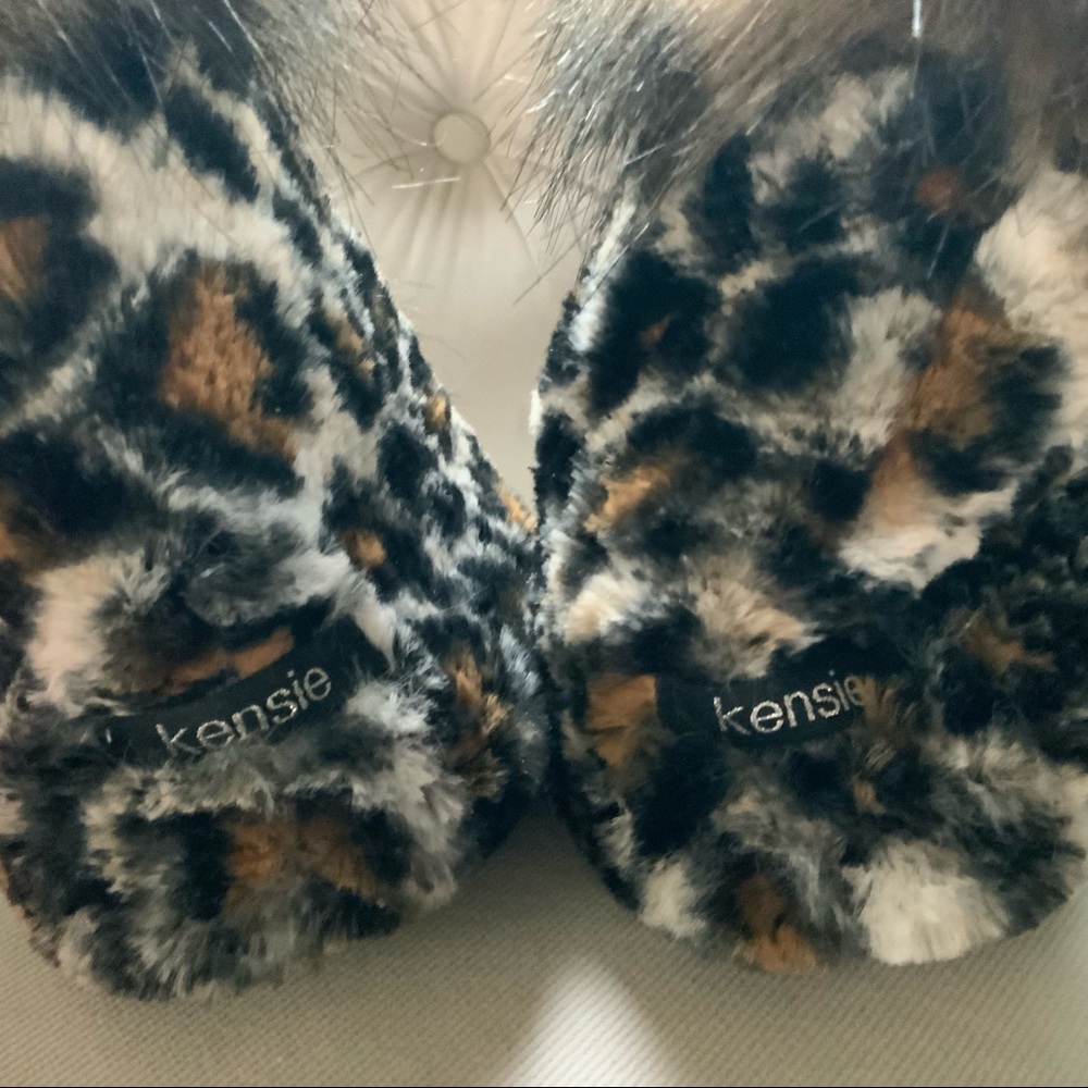 Kenzie Leopard print Slipers - Picture 10 of 12